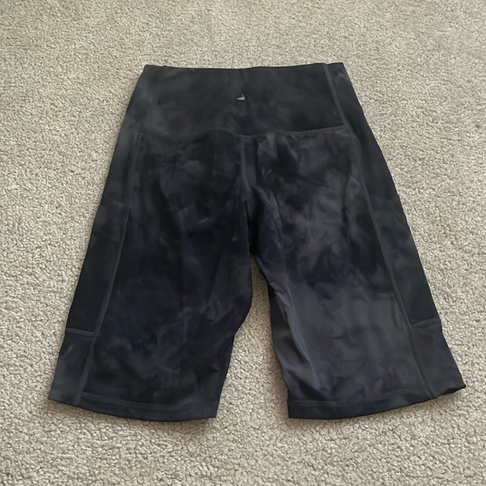 “Glyder- Taper Short tie dye size small”